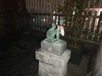 小田急豊川稲荷の狛犬