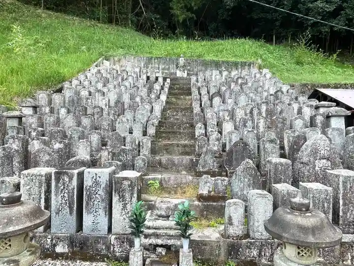 引接寺(三重県)