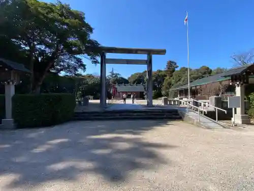 松江護國神社の{uncategorized: "未分類", other: "その他", undefined: "問題あり", building: "その他建物", grave: "お墓", sacred_gate: "鳥居", guardian: "狛犬", statue: "像", buddha: "仏像", history: "歴史", nature: "自然", garden: "庭園", animal: "動物", pagoda: "塔", temizu: "手水舎", mountain_gate: "山門・神門", sanctuary: "本殿・本堂", subordinate: "末社・摂社", art: "芸術", scenery: "景色", jizo: "地蔵", ema: "絵馬", goshuin: "御朱印", omikuji: "おみくじ", items: "授与品その他", amulet: "お守り", goshuincho: "御朱印帳", eats: "食事", festival: "お祭り", votive_dance: "神楽", shichigosan: "七五三参", wedding: "結婚式", experience: "体験その他", initially: "初詣", around: "周辺", anti_infection: "感染症対策"}