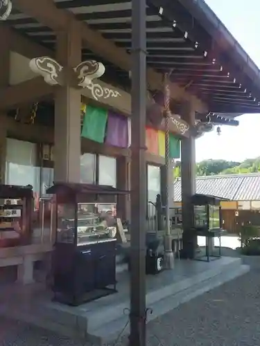 弥勒寺の本殿・本堂