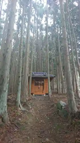 山神社の本殿