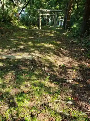 白山神社の建物その他