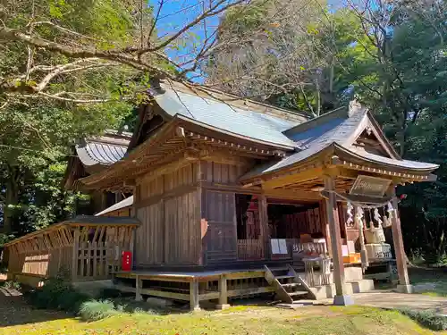 磯部稲村神社の本殿・本堂