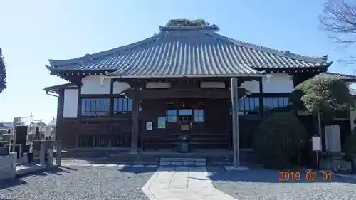 見立寺の本殿