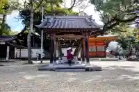 榎前八劔神社の{uncategorized: "未分類", other: "その他", undefined: "問題あり", building: "その他建物", grave: "お墓", sacred_gate: "鳥居", guardian: "狛犬", statue: "像", buddha: "仏像", history: "歴史", nature: "自然", garden: "庭園", animal: "動物", pagoda: "塔", temizu: "手水舎", mountain_gate: "山門・神門", sanctuary: "本殿・本堂", subordinate: "末社・摂社", art: "芸術", scenery: "景色", jizo: "地蔵", ema: "絵馬", goshuin: "御朱印", omikuji: "おみくじ", items: "授与品その他", amulet: "お守り", goshuincho: "御朱印帳", eats: "食事", festival: "お祭り", votive_dance: "神楽", shichigosan: "七五三参", wedding: "結婚式", experience: "体験その他", initially: "初詣", around: "周辺", anti_infection: "感染症対策"}