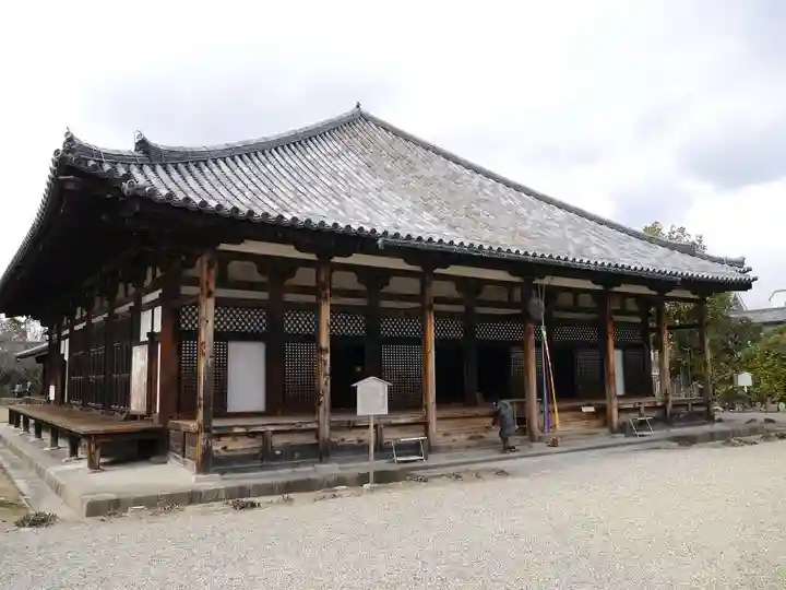 元興寺の本殿・本堂