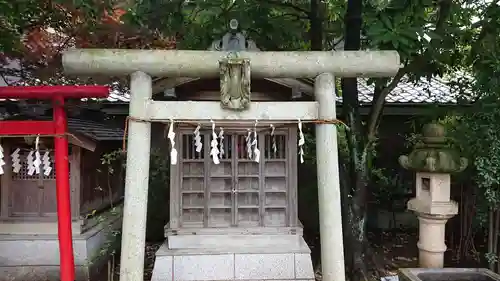 産千代稲荷神社の鳥居