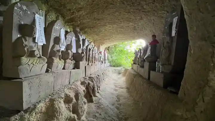岩室観音堂(埼玉県)