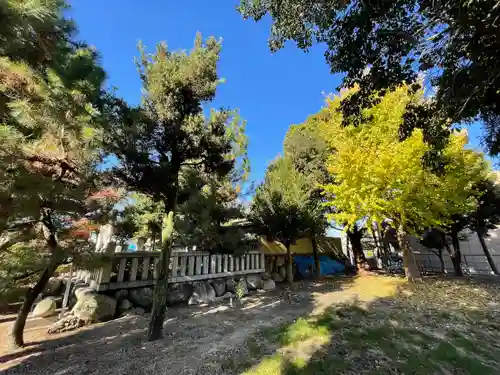 若宮八幡神社の建物その他