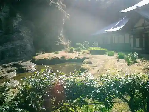 瑞泉寺の庭園