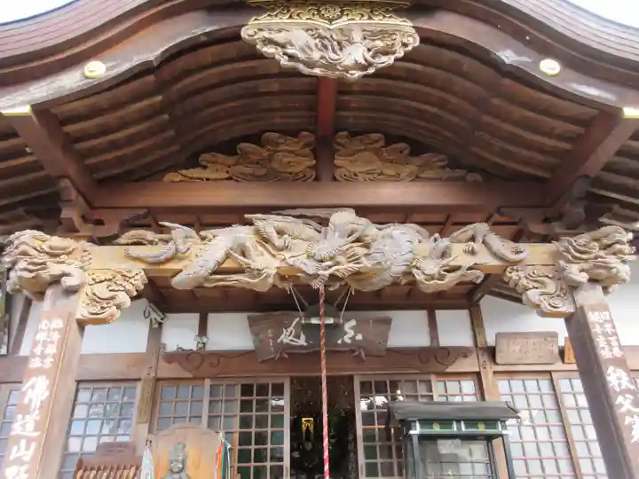 野坂寺の本殿・本堂