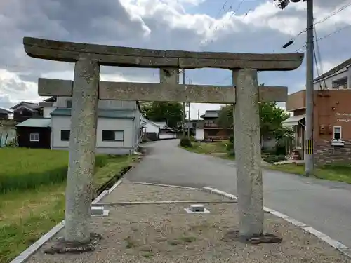 大芋神社の鳥居