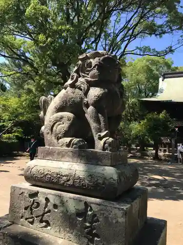 篠山神社の狛犬