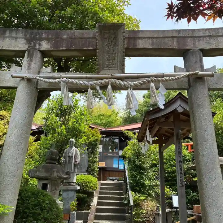 横浜御嶽神社(神奈川県)