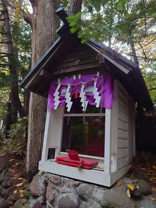 白石神社の末社・摂社