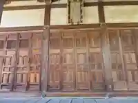 新薬師寺の本殿・本堂