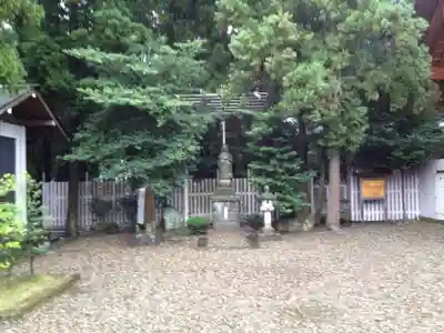 開成山大神宮の像