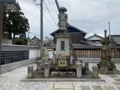 萬勝寺の{uncategorized: "未分類", other: "その他", undefined: "問題あり", building: "その他建物", grave: "お墓", sacred_gate: "鳥居", guardian: "狛犬", statue: "像", buddha: "仏像", history: "歴史", nature: "自然", garden: "庭園", animal: "動物", pagoda: "塔", temizu: "手水舎", mountain_gate: "山門・神門", sanctuary: "本殿・本堂", subordinate: "末社・摂社", art: "芸術", scenery: "景色", jizo: "地蔵", ema: "絵馬", goshuin: "御朱印", omikuji: "おみくじ", items: "授与品その他", amulet: "お守り", goshuincho: "御朱印帳", eats: "食事", festival: "お祭り", votive_dance: "神楽", shichigosan: "七五三参", wedding: "結婚式", experience: "体験その他", initially: "初詣", around: "周辺", anti_infection: "感染症対策"}