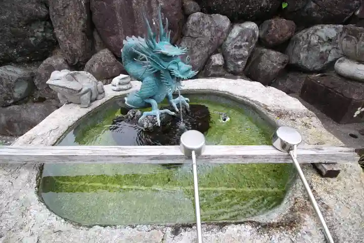 聖天院の手水舎