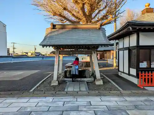 飯沼山 圓福寺の手水舎