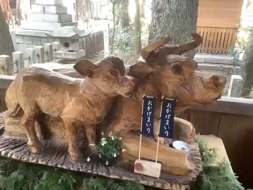 若宮八幡社の像