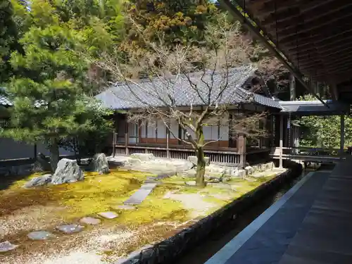 漢陽寺の庭園