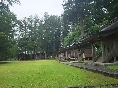 出羽神社(出羽三山神社)～三神合祭殿～の末社