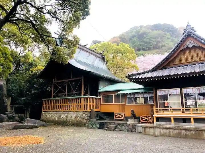 豊葦原神社の本殿・本堂
