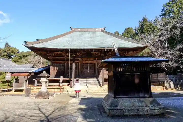 東観音寺の本殿・本堂