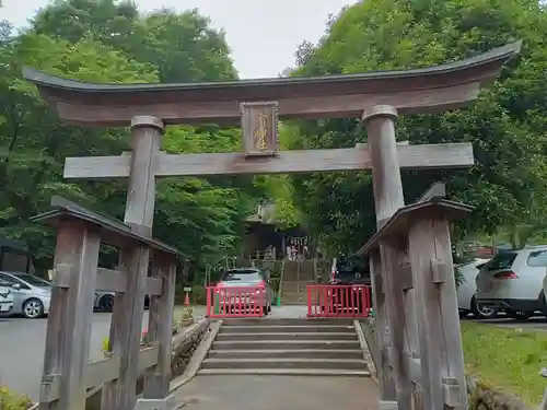 高尾山麓氷川神社(東京都)
