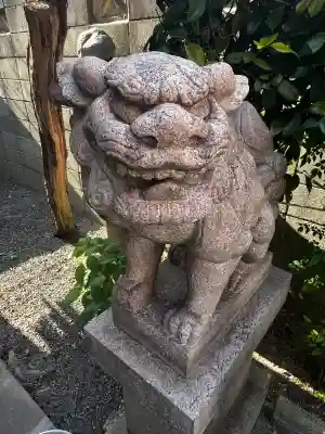 玉菊稲荷神社の{uncategorized: "未分類", other: "その他", undefined: "問題あり", building: "その他建物", grave: "お墓", sacred_gate: "鳥居", guardian: "狛犬", statue: "像", buddha: "仏像", history: "歴史", nature: "自然", garden: "庭園", animal: "動物", pagoda: "塔", temizu: "手水舎", mountain_gate: "山門・神門", sanctuary: "本殿・本堂", subordinate: "末社・摂社", art: "芸術", scenery: "景色", jizo: "地蔵", ema: "絵馬", goshuin: "御朱印", omikuji: "おみくじ", items: "授与品その他", amulet: "お守り", goshuincho: "御朱印帳", eats: "食事", festival: "お祭り", votive_dance: "神楽", shichigosan: "七五三参", wedding: "結婚式", experience: "体験その他", initially: "初詣", around: "周辺", anti_infection: "感染症対策"}