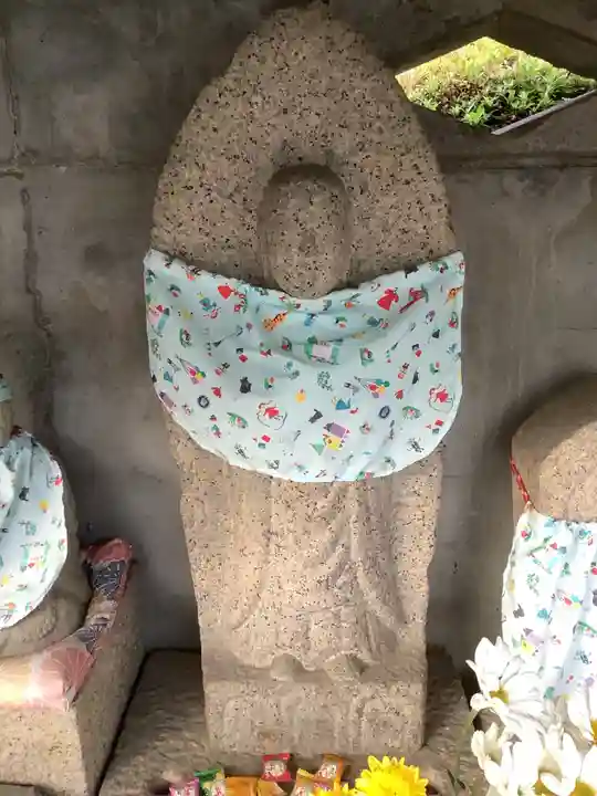 地蔵堂(関田町3丁目)の地蔵