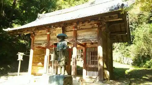 日龍峯寺(高澤観音)(美濃清水)の山門・神門