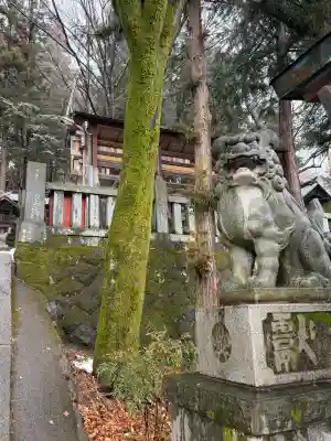 手長神社の{uncategorized: "未分類", other: "その他", undefined: "問題あり", building: "その他建物", grave: "お墓", sacred_gate: "鳥居", guardian: "狛犬", statue: "像", buddha: "仏像", history: "歴史", nature: "自然", garden: "庭園", animal: "動物", pagoda: "塔", temizu: "手水舎", mountain_gate: "山門・神門", sanctuary: "本殿・本堂", subordinate: "末社・摂社", art: "芸術", scenery: "景色", jizo: "地蔵", ema: "絵馬", goshuin: "御朱印", omikuji: "おみくじ", items: "授与品その他", amulet: "お守り", goshuincho: "御朱印帳", eats: "食事", festival: "お祭り", votive_dance: "神楽", shichigosan: "七五三参", wedding: "結婚式", experience: "体験その他", initially: "初詣", around: "周辺", anti_infection: "感染症対策"}