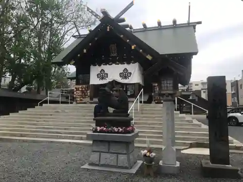 札幌諏訪神社の本殿・本堂