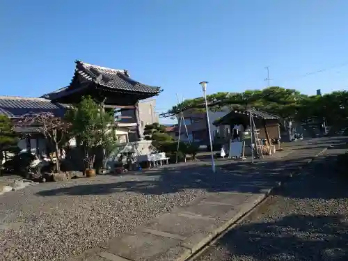 宝池院普門寺の{uncategorized: "未分類", other: "その他", undefined: "問題あり", building: "その他建物", grave: "お墓", sacred_gate: "鳥居", guardian: "狛犬", statue: "像", buddha: "仏像", history: "歴史", nature: "自然", garden: "庭園", animal: "動物", pagoda: "塔", temizu: "手水舎", mountain_gate: "山門・神門", sanctuary: "本殿・本堂", subordinate: "末社・摂社", art: "芸術", scenery: "景色", jizo: "地蔵", ema: "絵馬", goshuin: "御朱印", omikuji: "おみくじ", items: "授与品その他", amulet: "お守り", goshuincho: "御朱印帳", eats: "食事", festival: "お祭り", votive_dance: "神楽", shichigosan: "七五三参", wedding: "結婚式", experience: "体験その他", initially: "初詣", around: "周辺", anti_infection: "感染症対策"}