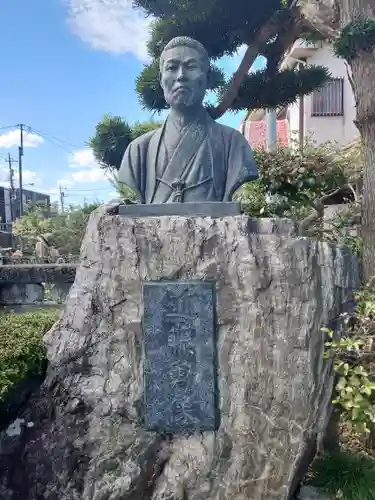 龍源寺の像