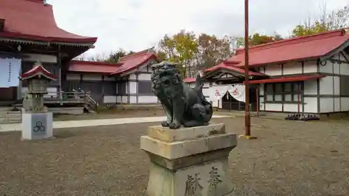 釧路一之宮 厳島神社の狛犬