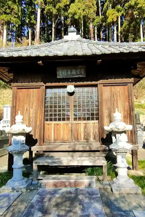 梅林寺の本殿・本堂