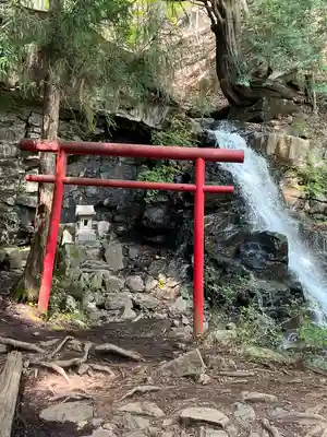 母の白滝神社(山梨県)