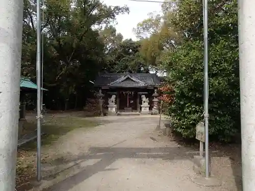 石上市神社の本殿