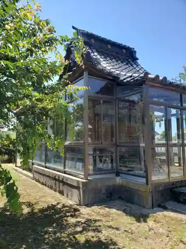 須田神社の本殿