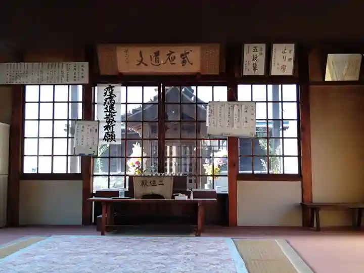 仁位殿社の本殿・本堂