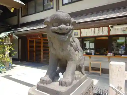 芝大神宮の狛犬