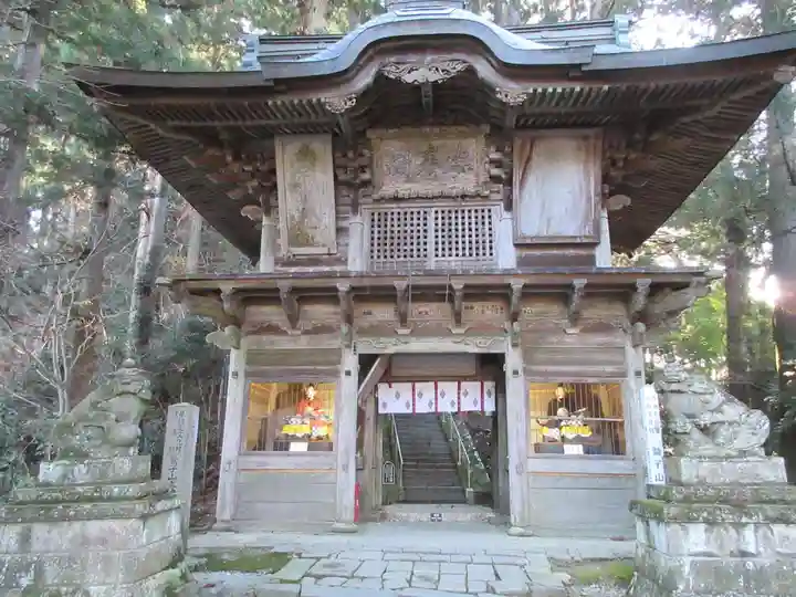 鷲子山上神社の山門・神門