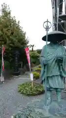 自音寺の像