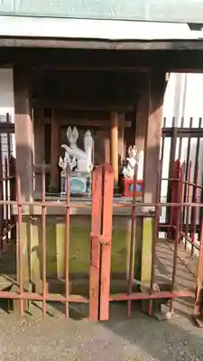 天王坊稲荷神社の末社・摂社