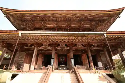 金峯山寺の本殿・本堂