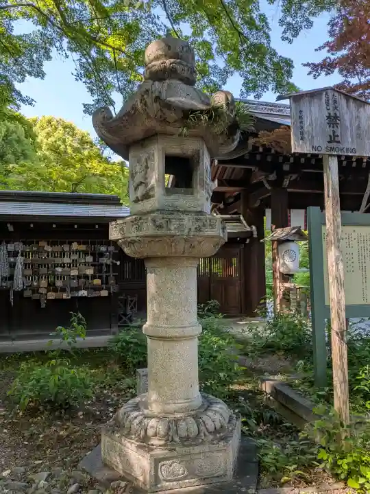 梨木神社の{uncategorized: "未分類", other: "その他", undefined: "問題あり", building: "その他建物", grave: "お墓", sacred_gate: "鳥居", guardian: "狛犬", statue: "像", buddha: "仏像", history: "歴史", nature: "自然", garden: "庭園", animal: "動物", pagoda: "塔", temizu: "手水舎", mountain_gate: "山門・神門", sanctuary: "本殿・本堂", subordinate: "末社・摂社", art: "芸術", scenery: "景色", jizo: "地蔵", ema: "絵馬", goshuin: "御朱印", omikuji: "おみくじ", items: "授与品その他", amulet: "お守り", goshuincho: "御朱印帳", eats: "食事", festival: "お祭り", votive_dance: "神楽", shichigosan: "七五三参", wedding: "結婚式", experience: "体験その他", initially: "初詣", around: "周辺", anti_infection: "感染症対策"}