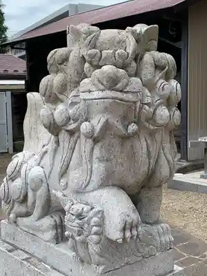 諏訪神社の狛犬